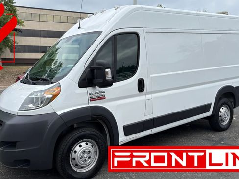 Used 2018 RAM ProMaster 2500 FWD image 1