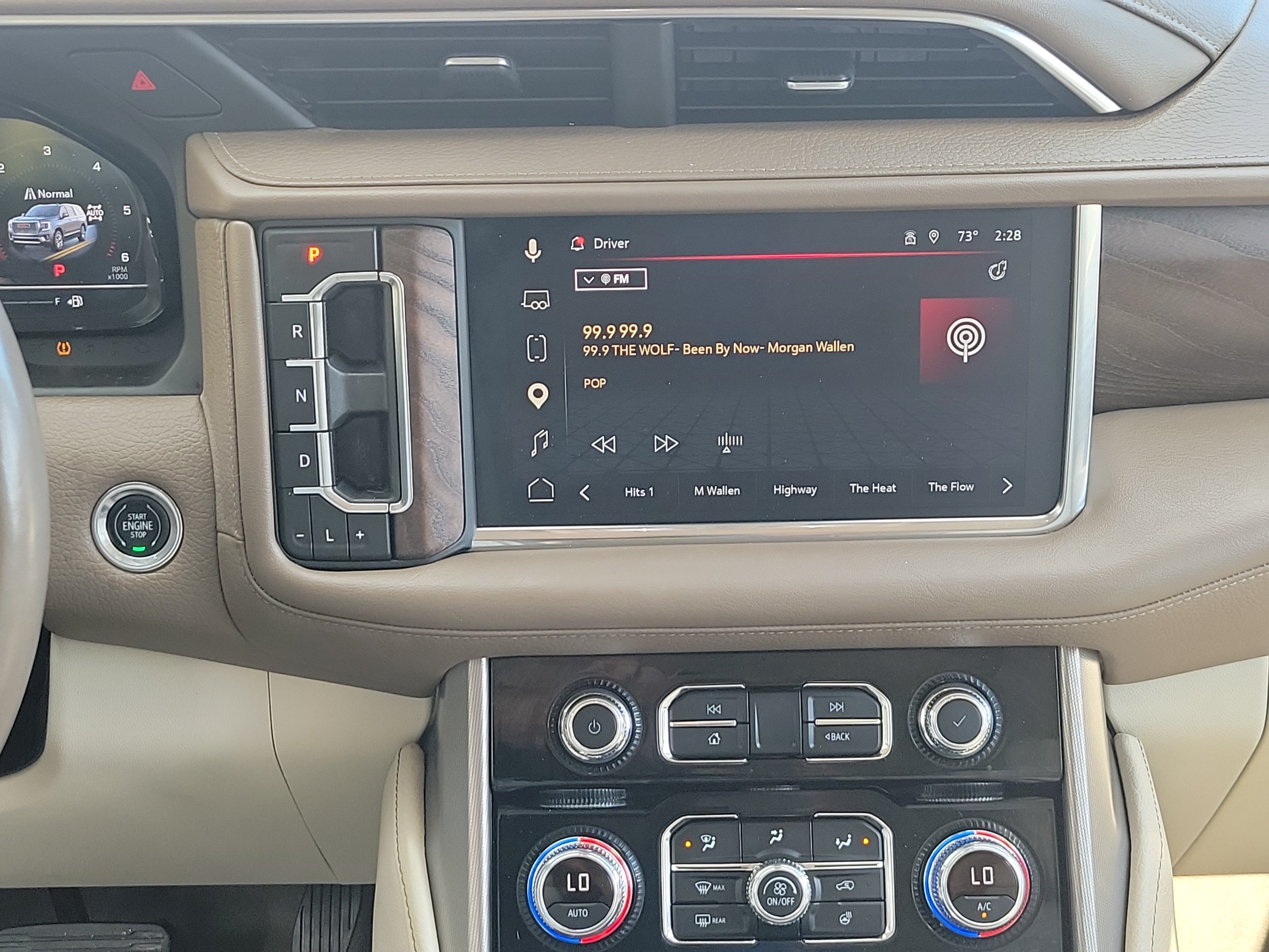 Used 2023 GMC Yukon Denali AWD/4WD image 26