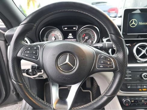 Used 2015 Mercedes-Benz CLA 250 image 8
