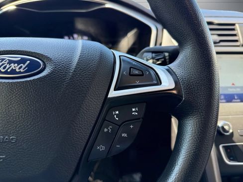 Used 2020 Ford Fusion S FWD image 15