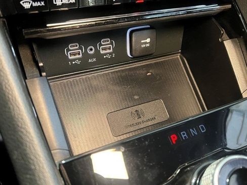 Used 2023 Jeep Grand Cherokee Altitude image 47