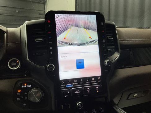 Used 2025 RAM 1500 Laramie image 22