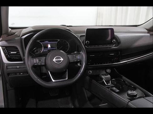Used 2023 Nissan Rogue SL AWD/4WD image 6