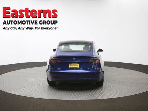 Used 2021 Tesla Model 3 Standard Range Plus image 35