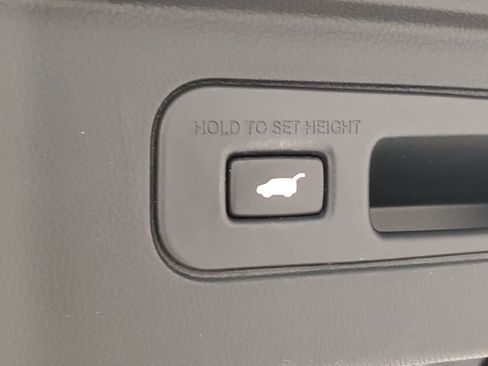 Certified 2023 Honda Pilot Elite image 25