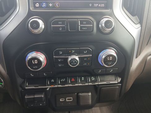 Used 2019 GMC Sierra 1500 SLE w/ SLE Value Package image 24