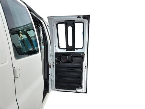 Used 2020 Chevrolet Express 2500 w/ Driver Convenience Package image 19