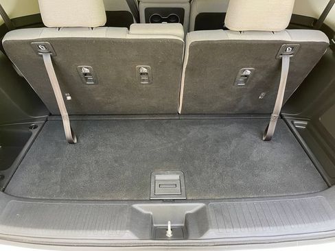 Certified 2023 Honda Pilot LX image 8