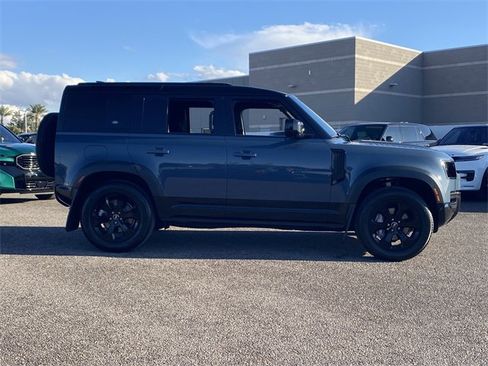 Used 2023 Land Rover Defender 110 X-Dynamic SE image 27