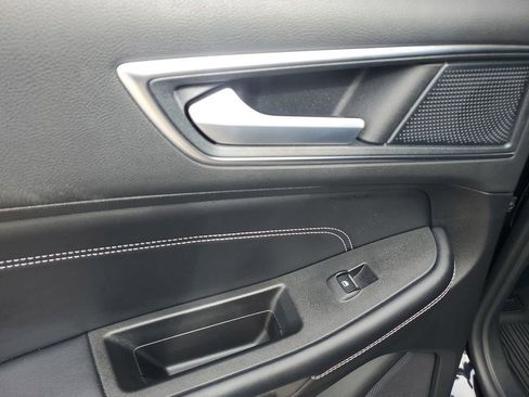 Used 2024 Ford Edge Titanium w/ Equipment Group 301A image 44