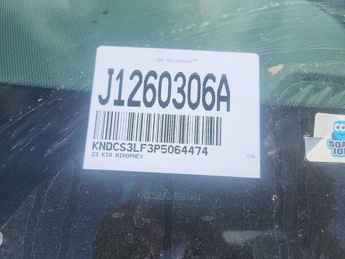 Used 2023 Kia Niro EX FWD image 5