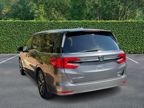 Used 2021 Honda Odyssey Touring image 4