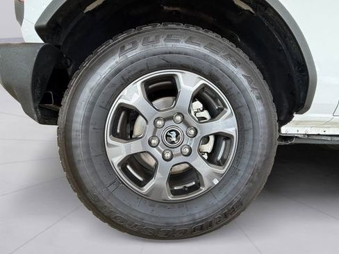 Used 2025 Ford Bronco Big Bend image 9