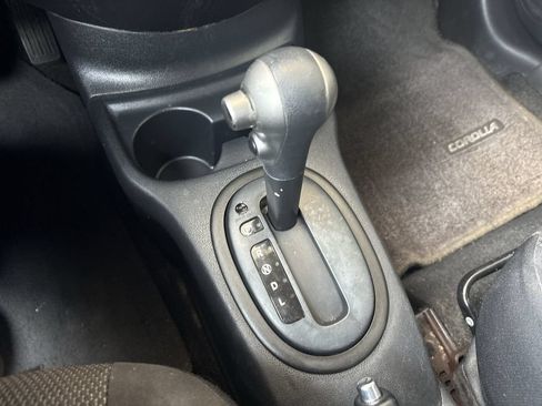 Used 2013 Nissan Versa FWD image 14