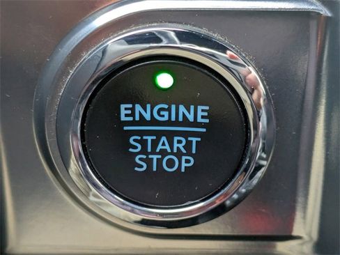 Certified 2022 Ford F150 Lariat image 26