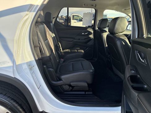 Used 2020 Chevrolet Traverse LT w/ LT Premium Package image 26