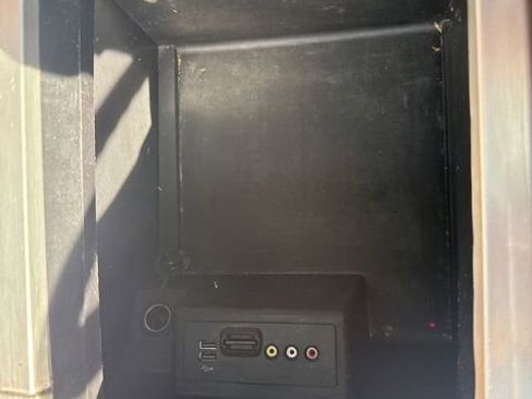 Used 2013 Ford F150 Platinum image 30