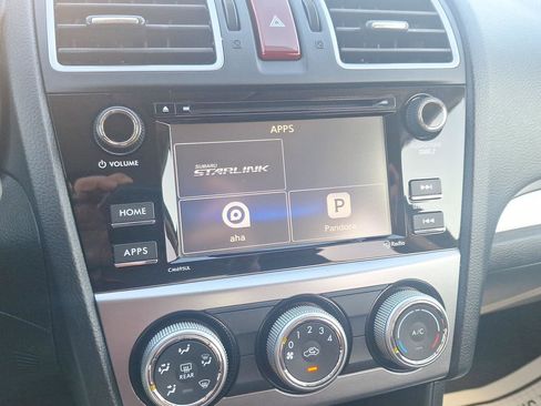 Used 2017 Subaru Crosstrek 2.0i Premium w/ Moonroof Package image 29