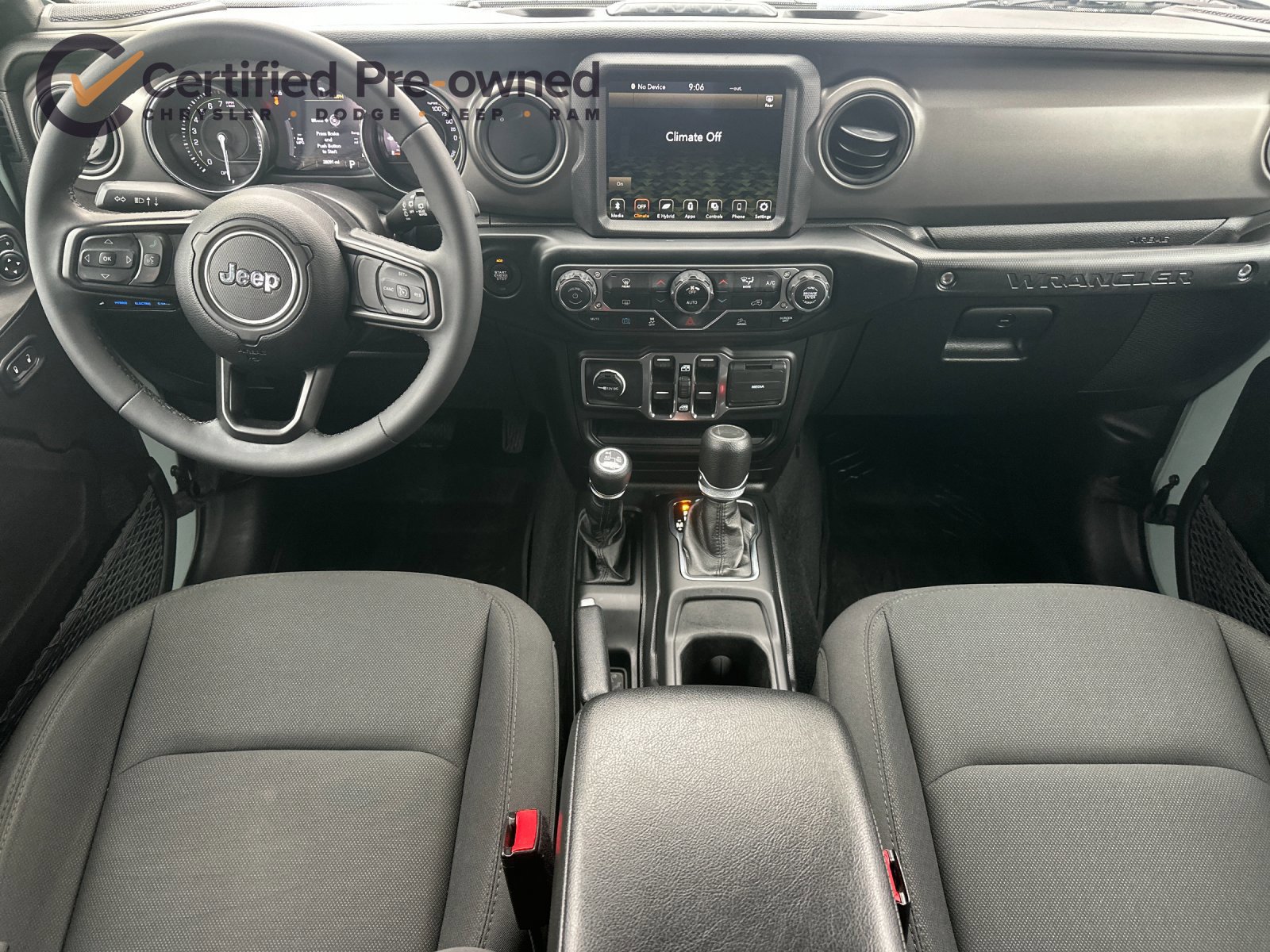 Used 2023 Jeep Wrangler Unlimited w/ Sun & Screen Package AWD/4WD image 14