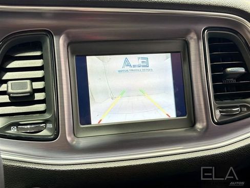 Used 2018 Dodge Challenger R/T RWD image 14