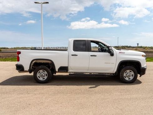 Used 2021 Chevrolet Silverado 2500 W/T w/ WT Convenience Package AWD/4WD image 8