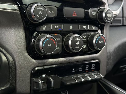 Used 2020 RAM 1500 Laramie w/ Sport Appearance Package AWD/4WD image 22