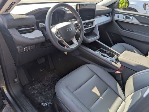 New 2026 Ford Explorer Active AWD/4WD image 10