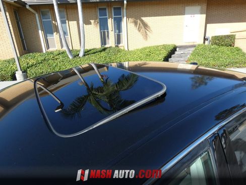 Used 2011 Toyota Avalon FWD image 19