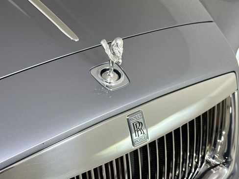 Used 2019 Rolls-Royce Ghost RWD image 38