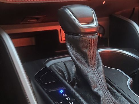 Certified 2022 Toyota Highlander XSE image 26