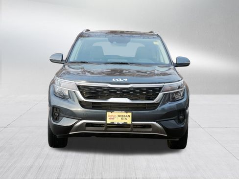 Certified 2023 Kia Seltos S w/ Navigation Package image 2