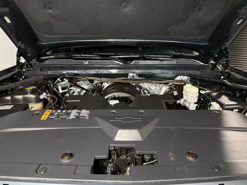 Used 2017 Chevrolet Silverado 1500 LT w/ All Star Edition RWD image 8