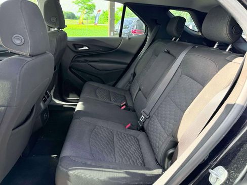 Used 2019 Chevrolet Equinox LT w/ Driver Convenience Package FWD image 12