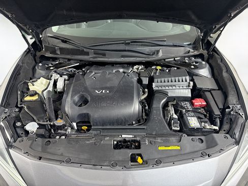 Used 2021 Nissan Maxima 3.5 SV w/ Floor Mat Group FWD image 39