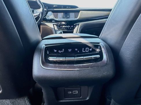 Used 2020 Cadillac XT6 Sport w/ Platinum Package AWD/4WD image 25