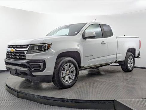 Used 2022 Chevrolet Colorado LT w/ Fleet Safety Package RWD image 2