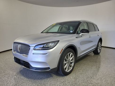Certified 2020 Lincoln Corsair FWD w/ Premium Package image 2