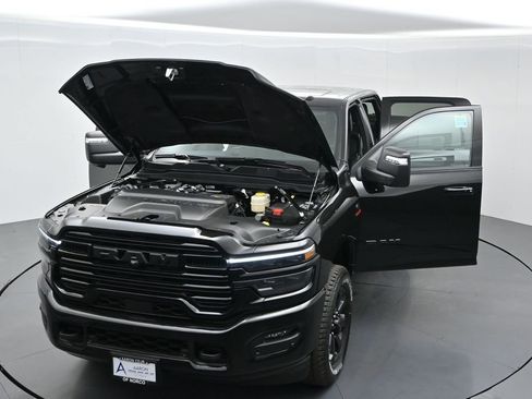 New 2026 RAM 2500 Laramie w/ Night Edition AWD/4WD image 40