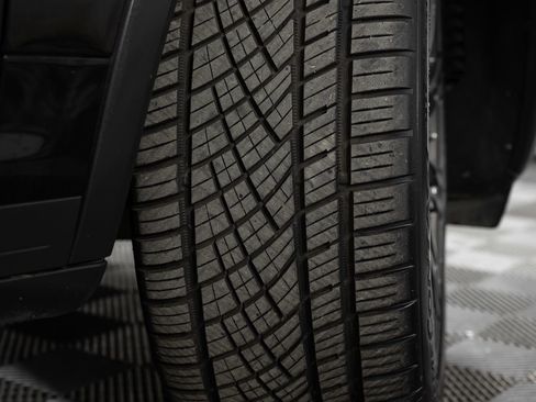 Used 2017 Porsche Cayenne S image 47