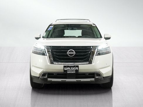 Used 2023 Nissan Pathfinder SL w/ SL Premium Package AWD/4WD image 8