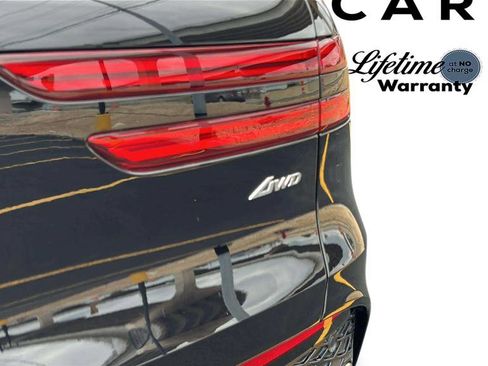 Used 2025 Genesis GV70 2.5T AWD/4WD image 22