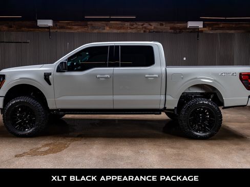Used 2026 Ford F150 XLT w/ XLT Black Appearance Package AWD/4WD image 6