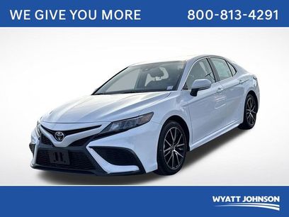 Used 2024 Toyota Camry SE