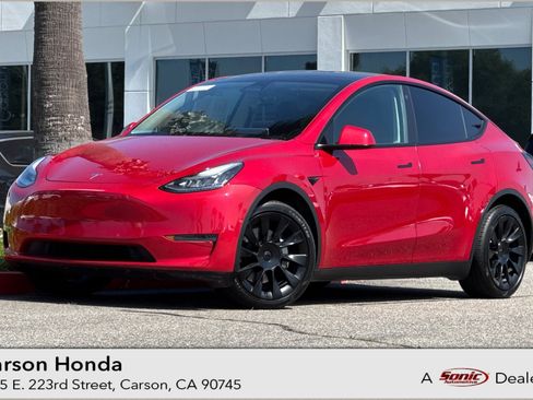 Used 2021 Tesla Model Y Long Range AWD/4WD image 1