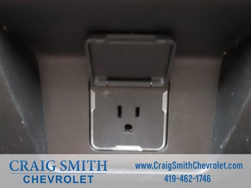 Used 2021 Chevrolet Tahoe Z71 w/ Z71 Signature Package image 35