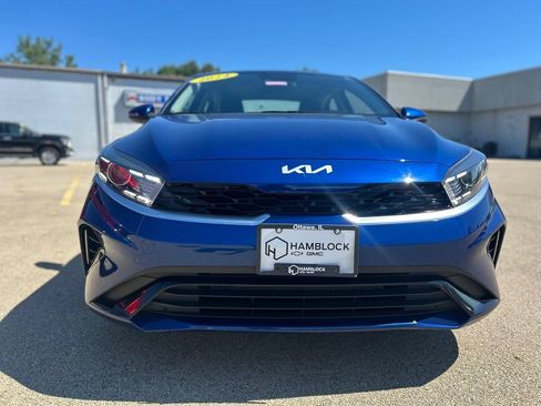 Used 2024 Kia Forte EX FWD image 2