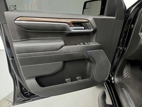 Used 2023 Chevrolet Silverado 1500 RST RWD image 17