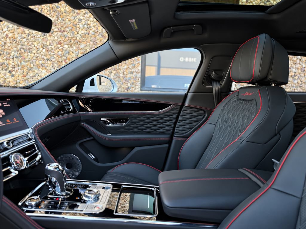 Used 2023 Bentley Flying Spur W12 AWD/4WD image 35