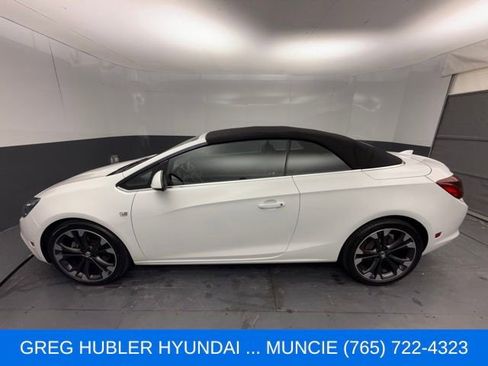 Used 2019 Buick Cascada Premium FWD image 14