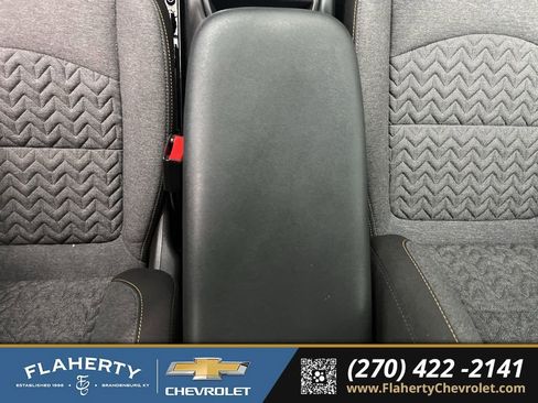 Used 2024 Chevrolet Equinox LT image 34